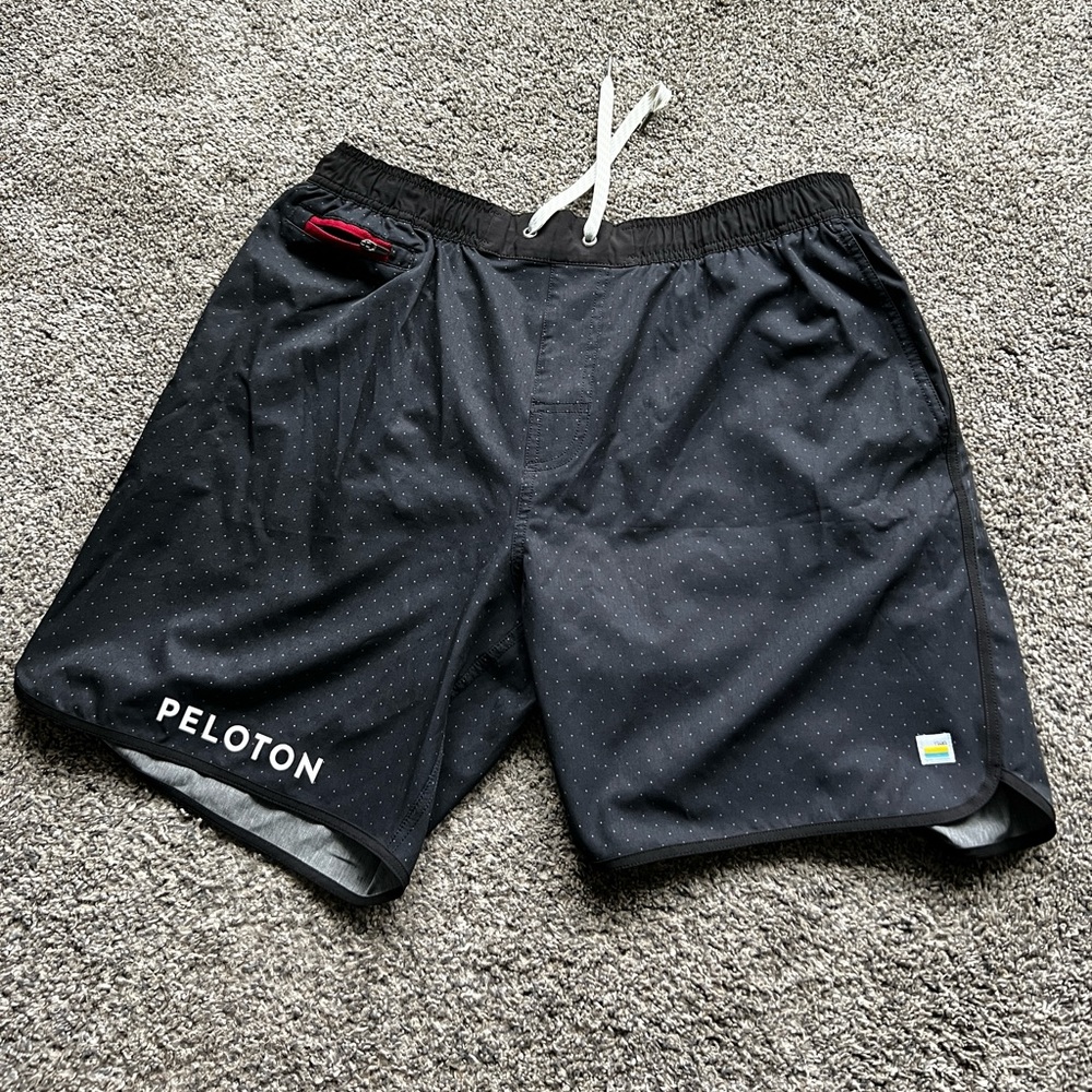 Vuori Peleton Unlined Core short -XL